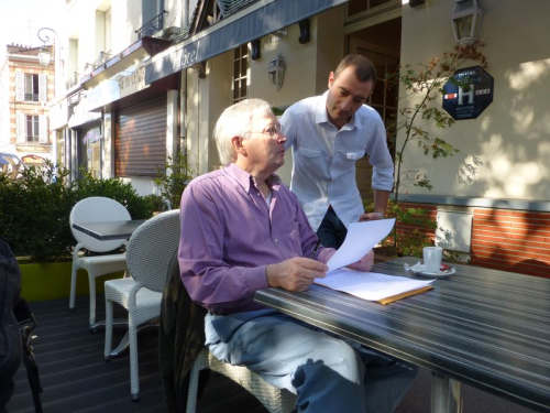 Tom Reeves interviewing Jérôme Luc proprietor of Auberge des 3 Marches in Le Vésinet - landscape